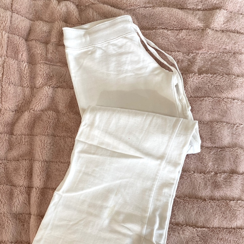 Twisted heart low rise wide-bottom sweatpants